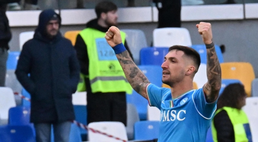 Matteo Politano, 2027'ye kadar Napoli'de