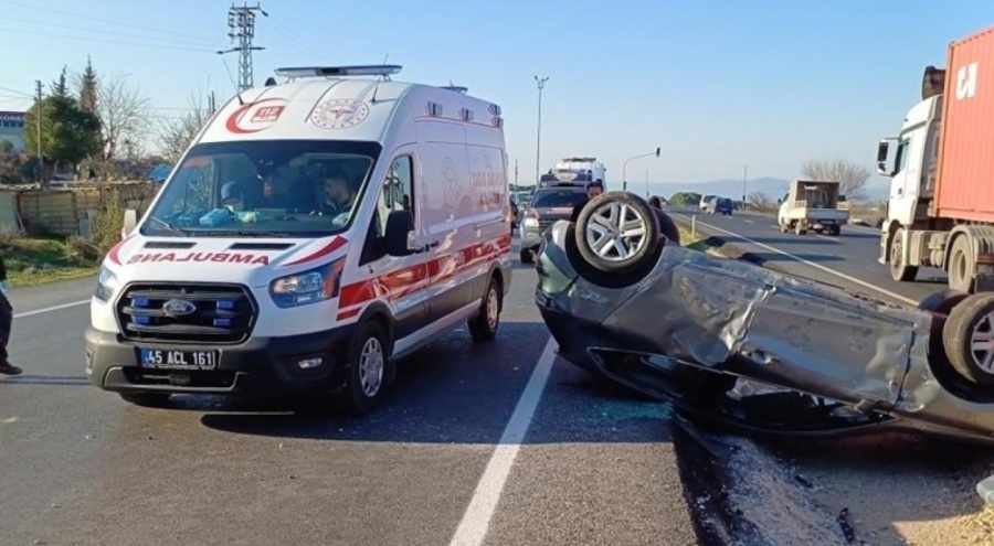 Manisa'da feci kaza! Çok sayıda yaralı
