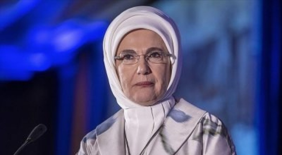 Emine Erdoğan'dan Alev Alatlı paylaşımı