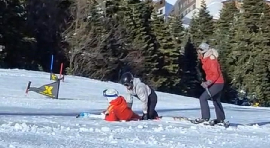 Uludağ'da telesiyejin telleri koptu, bir turist yaralandı!