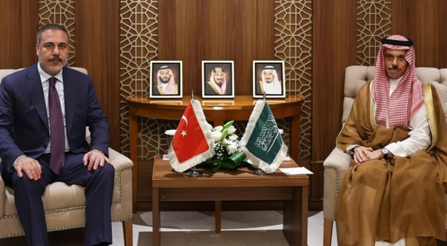 Dışişleri Bakanı Fidan Suudi mevkidaşıyla görüştü