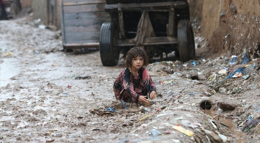 Pakistan'da geçen ay 311 çocuk zatürreden yaşamını yitirdi