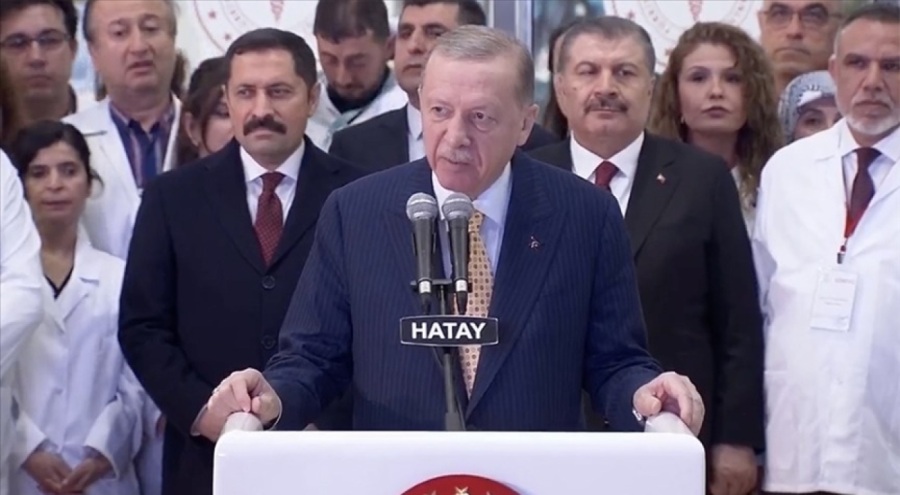 Cumhurbaşkanı Erdoğan: Amacımız depremzede şehirlerimizi yeniden ayağa kaldırmak