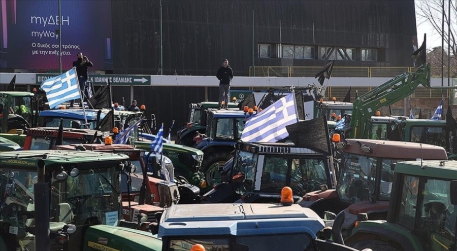 Yunanistan'da çiftçiler eylem yaptı