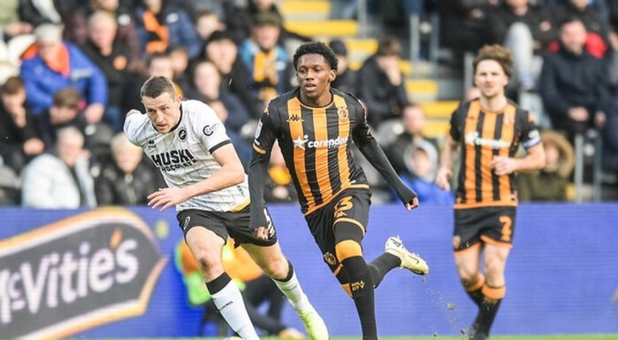 Hull City, Millwall'ı mağlup ederek play-off hattına girdi