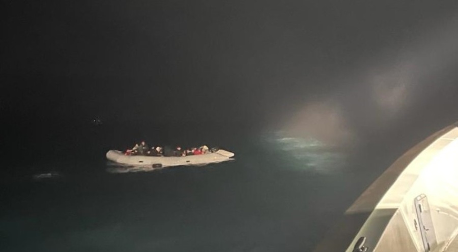 Ayvacık açıklarında 48 kaçak göçmen kurtarıldı