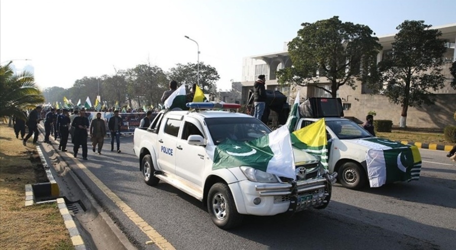 Pakistan'dan Cammu Keşmir halkına destek