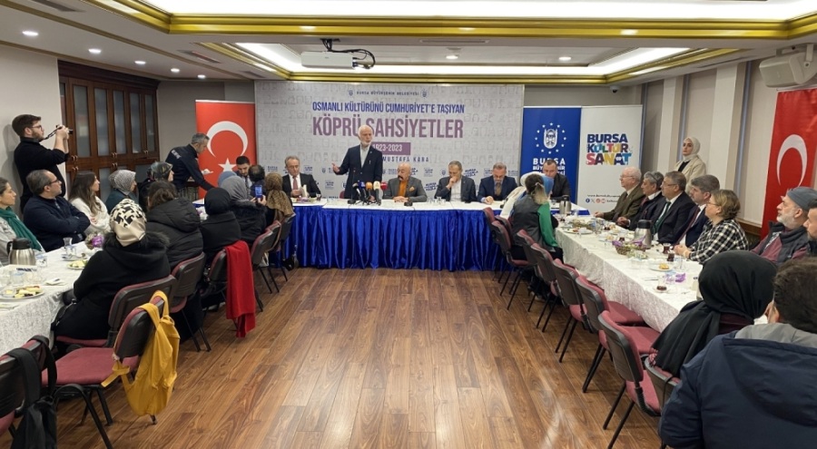 "Osmanlı Kültürünü Cumhuriyet'e Taşıyan Köprü Şahsiyetler" kitabı Bursa belgeliğindeki yerini aldı