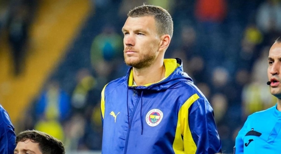 Fenerbahçe'de Dzeko ile özel ilgileniliyor