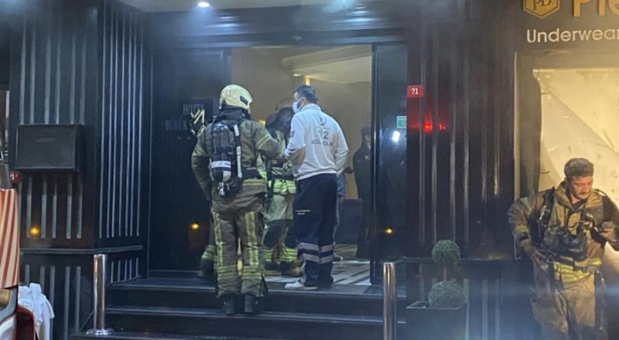 Otelde yangın paniği! Çarşafları birbirine bağlayıp 3. kattan inmeye çalıştı
