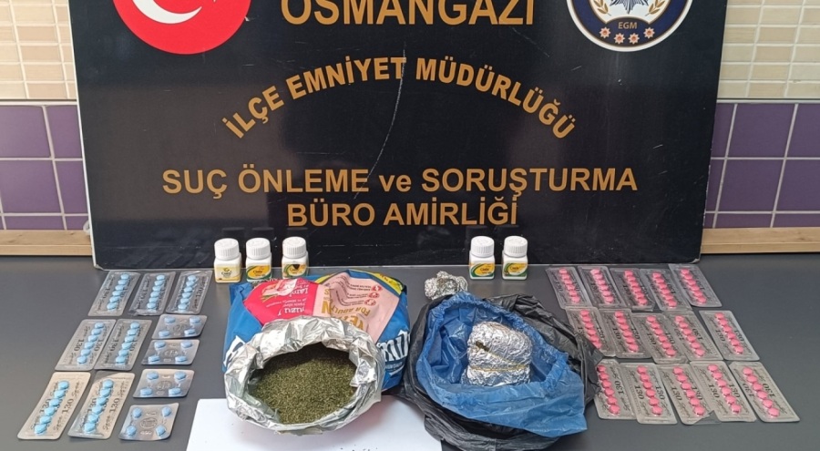 Bursa polisi uyuşturucu taciri 2 kişiyi tutukladı