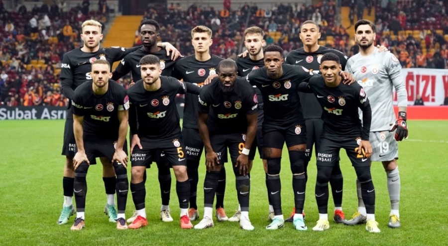 Bandırmaspor karşısında Galatasaray'da teknik direktörü Buruk'tan rotasyon geldi!