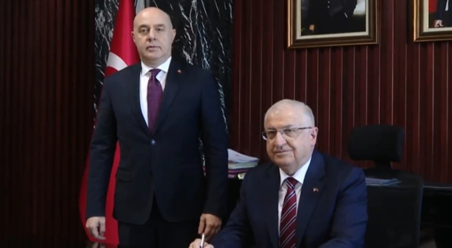 Milli Savunma Bakanı Güler'den, Irak'ta Bağdat Büyükelçiliğine ziyaret