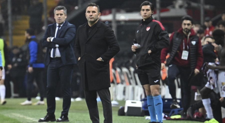 Okan Buruk'tan sol bek transferi açıklaması geldi!