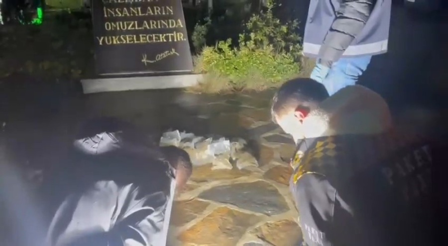 Uyuşturucu sevkiyatı yapan moto kurye suçüstü yakalandı