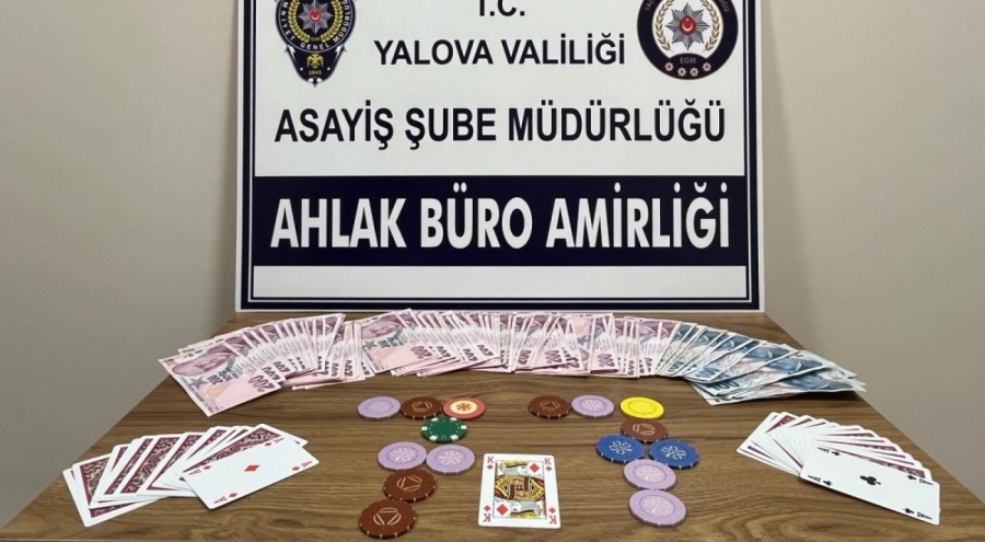 Kumar oynayan 8 şüpheliye 51 bin 400 lira ceza
