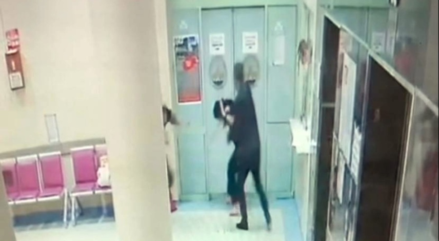 Kadın doktoru darp eden hasta yakına ev hapsi!