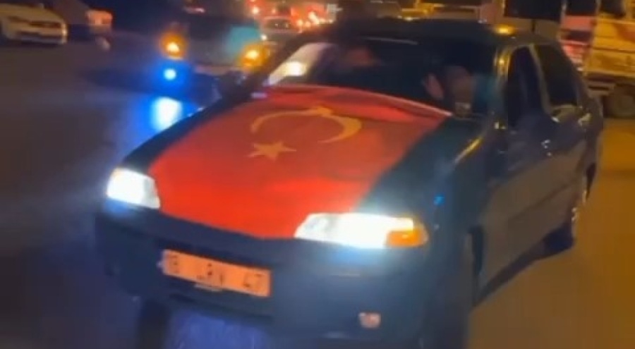 Bursa'da asker konvoyunda drift şov!