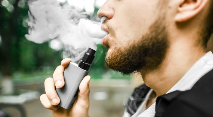 Elektronik sigaraya bağlı ölümcül hastalık ortaya çıktı! İlk vaka tespit edildi
