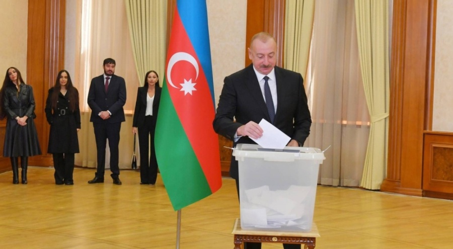 Aliyev: Hankendi'de oy kullanmam siyasi ve sembolik anlam taşıyor