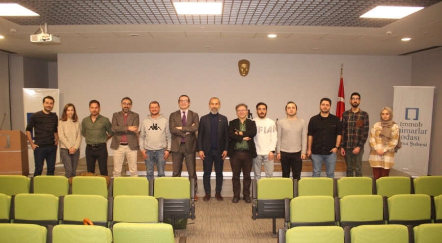 Bursa'da proje ve şantiye yönetiminin püf noktaları genç mimarlara anlatıldı