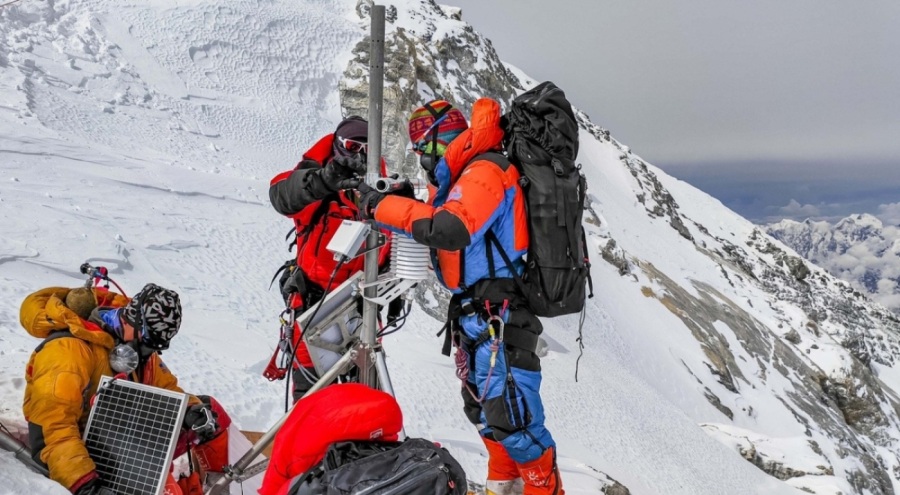 Everest Dağı'nda tuvalet torbası zorunluluğu