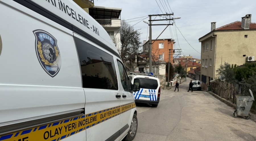 Bursa'da birlikte yaşadığı kadının oğlu tarafından bıçaklanan kişi öldü