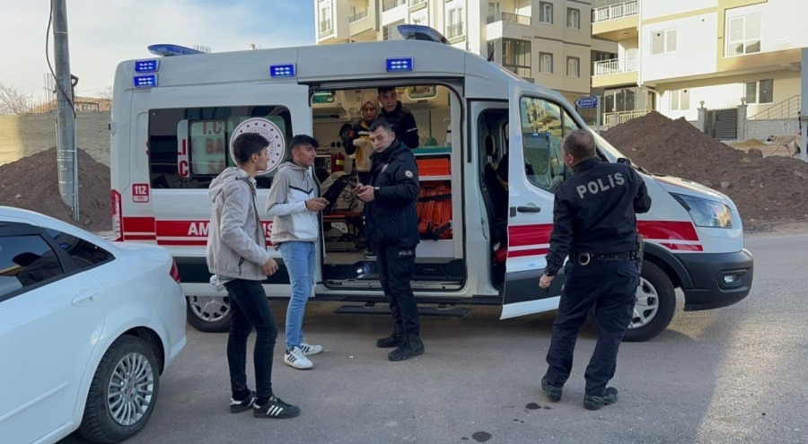 Aksaray'da sokak ortasında darbedip bıçakladılar: 4 yaralı