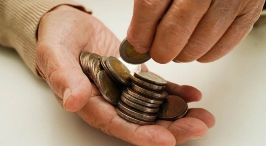 Emeklinin bayram ikramiyesi böyle eridi