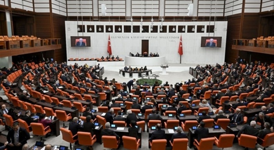 Partilerin aday belirleme süreci: 14 milletvekili belediye başkan adayı gösterildi