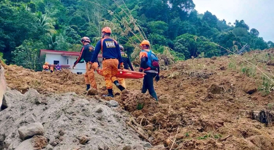 Filipinler'de toprak kayması: Can kaybı 54'e çıktı