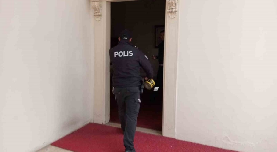 Adana Büyükşehir Belediyesi Özel Kalem Müdürüne silahlı saldırı gerçekleştirildi!