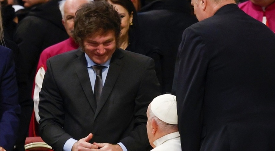 Arjantin Devlet Başkanı Milei, daha önce hakaret ettiği Papa Franciscus ile bir araya geldi