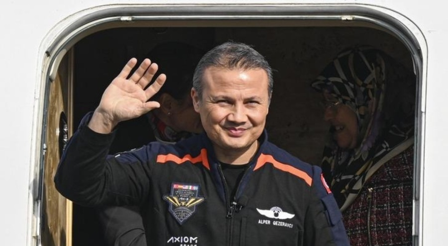 Alper Gezeravcı Türkiye Uzay Ajansı Yönetim Kurulu üyeliğine atandı