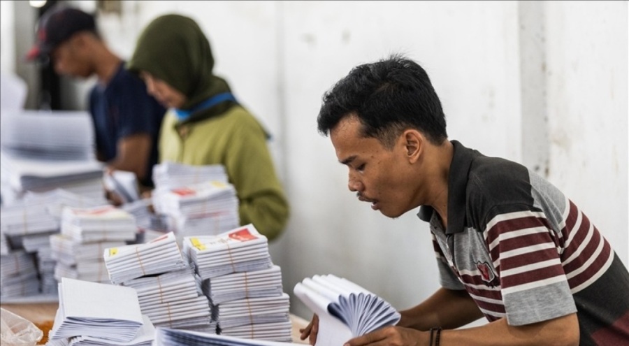 Endonezya, yarın seçime gidiyor