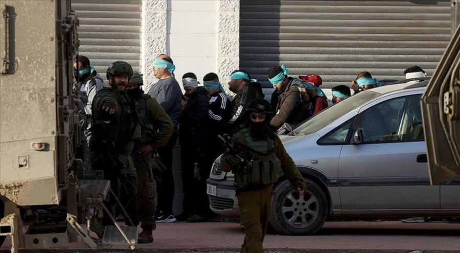 İsrail güçleri, Batı Şeria'da 22 Filistinliyi gözaltına aldı