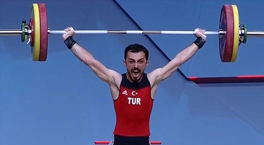 Muammer Şahin, koparmada Avrupa şampiyonu oldu