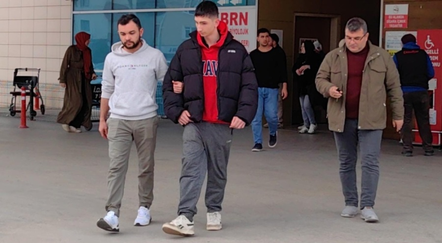 Bursa'da market sahibini bıçaklayan 3 şahıstan birinin tutuklandığı açıklandı