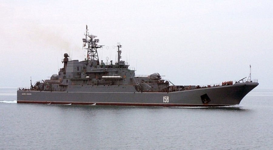 Ukrayna Rus çıkarma gemisini imha etti