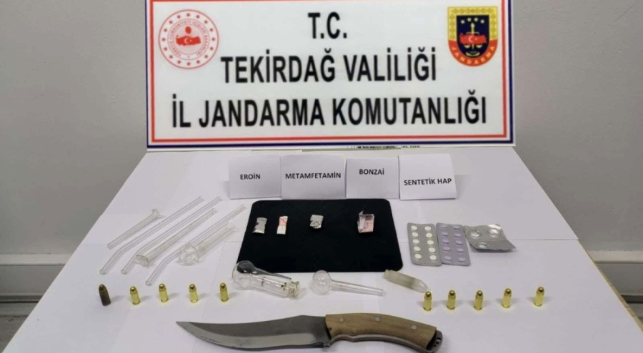 Tekirdağ'da silah ve uyuşturucu ele geçirildi