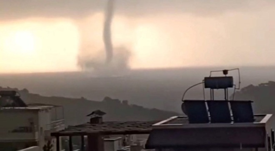 Mersin'de dolu ve hortum etkili oldu