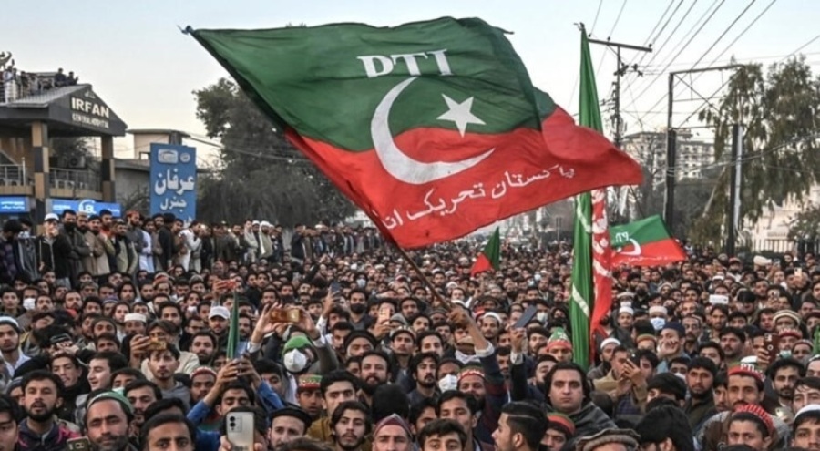 Pakistan'da koalisyon hükümeti kurulacak