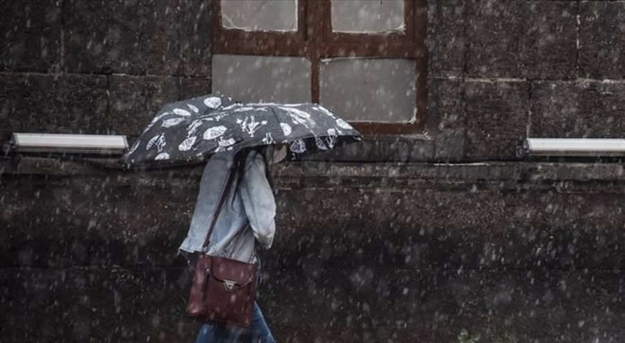 Şanlıurfa'da sağanak nedeniyle eğitime ara verildi