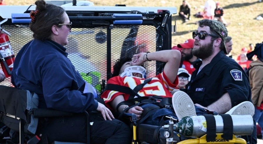 Super Bowl kutlamalarında silahlı saldırı