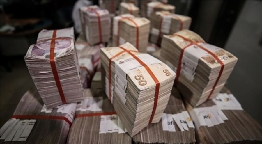 Bütçe açık verdi