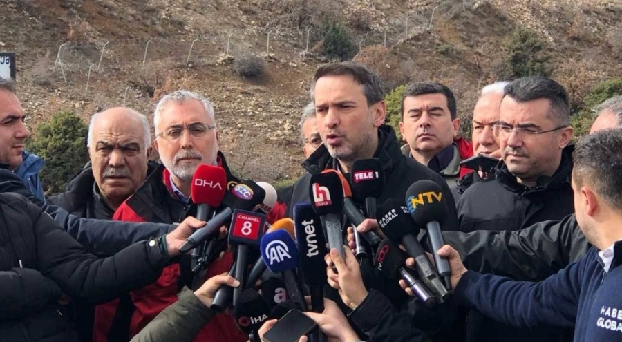 Enerji Bakanı: İliç'te heyelan tehlikesi devam ediyor