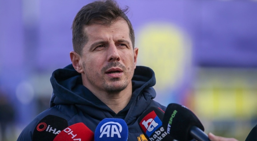 MKE Ankaragücü Teknik Direktörü Emre Belözoğlu'dan Galatasaray maçı ve 'zemin' açıklaması