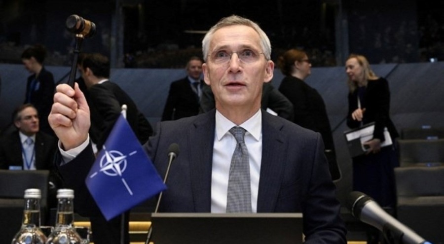 NATO Genel Sekreteri: Ukrayna'nın ABD'nin yardım paketine ihtiyacı var