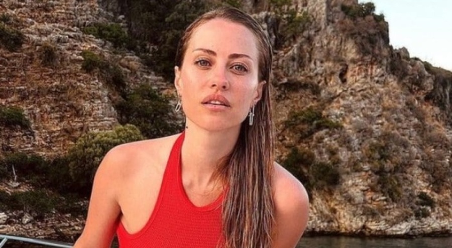 Derya Uluğ sosyal medyayı salladı!