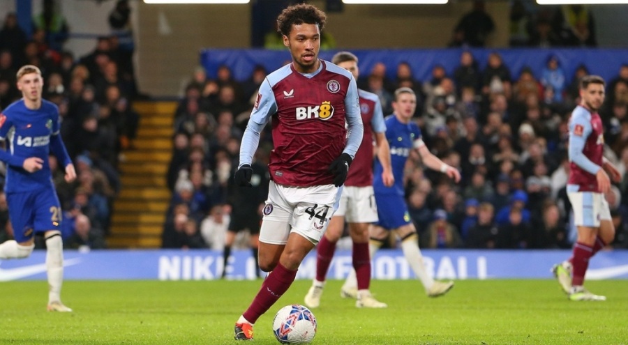 Aston Villa'ya Boubacar Kamara'dan kötü haber geldi!